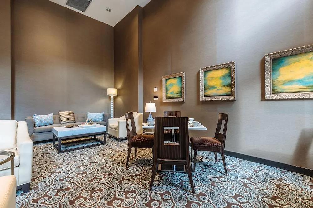 L'Hermitage Hotel Vancouver