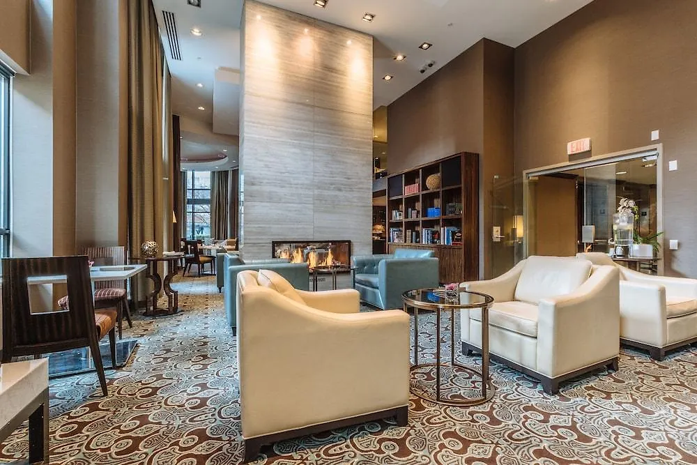 L'Hermitage Hotel Vancouver