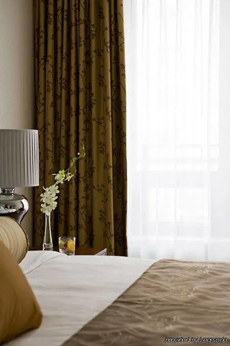 ****  L'Hermitage Hotel Vancouver Canadá